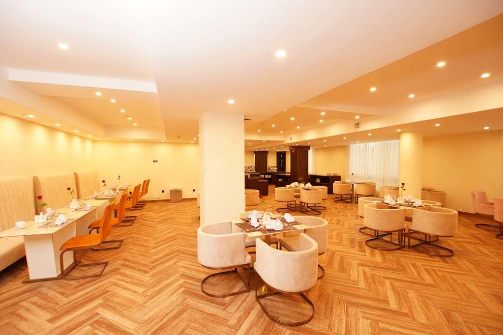 Best Western Premier Dynasty Аддис-Абеба Ресторан фото